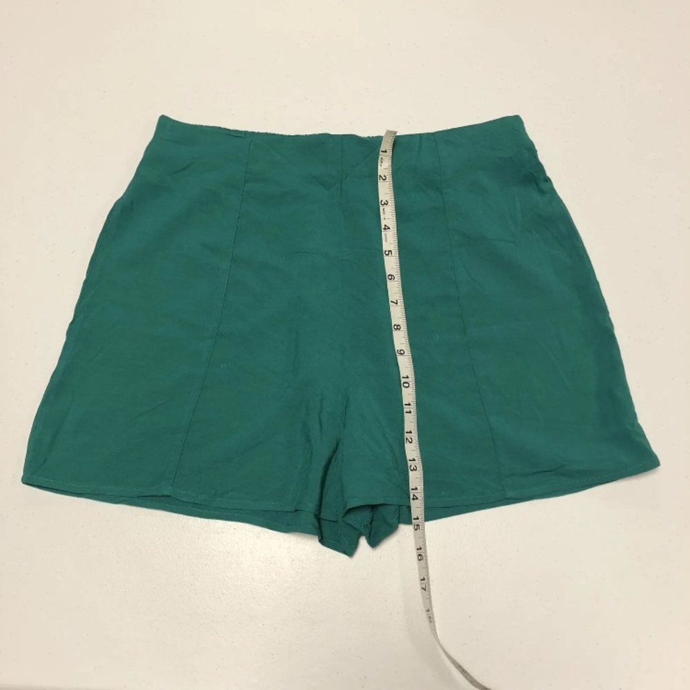 NWT SOCIETY + STITCH Women’s Emerald Green Solid Woven Shorts (see Descriptions)